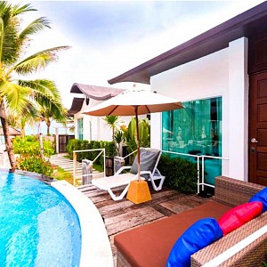 Luxury Family Villa - Pool Access